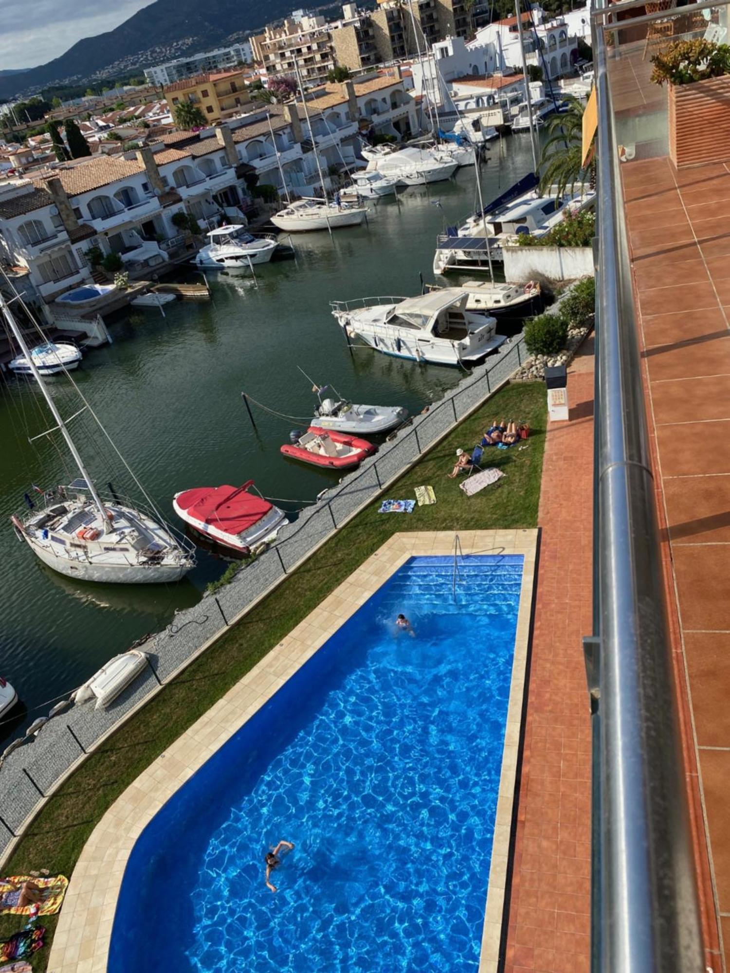 Vue Panoramique Sur La Mediterrannee, Appartement Sur Canal & Proche Plage Roses Exterior photo